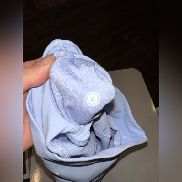 Lululemon align leggings bluish color size 6 - Picture 3 of 6
